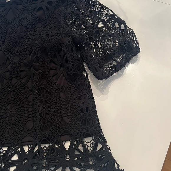 Lace black top - Picture 2 of 6